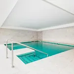 Vivi Homes - Sana Pool, Sauna, Gym & Apartman Torremolinos