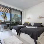 Apartman Vivi Homes - Sana Pool, Sauna, Gym &