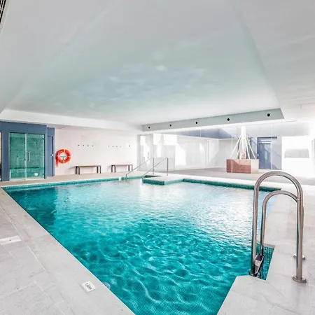 Vivi Homes - Sana Pool, Sauna, Gym&beach *